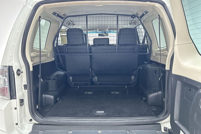 2018 Mitsubishi Pajero GLS