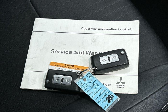 2018 Mitsubishi Pajero GLS