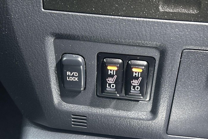 2018 Mitsubishi Pajero GLS