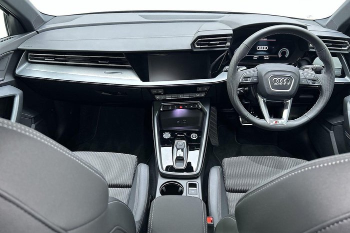 2025 Audi A3 TFSI 110kW S line
