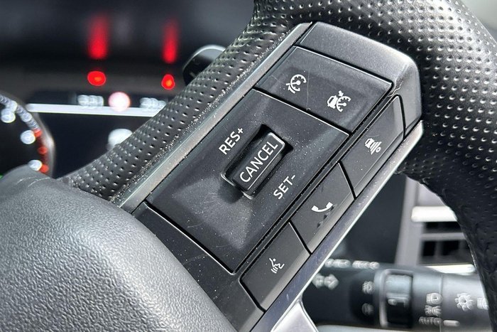 2023 Mitsubishi Outlander LS