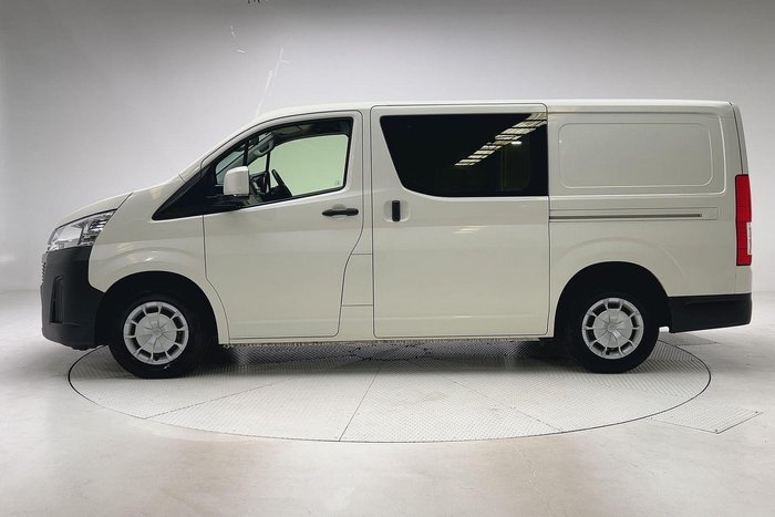 2023 Toyota Hiace