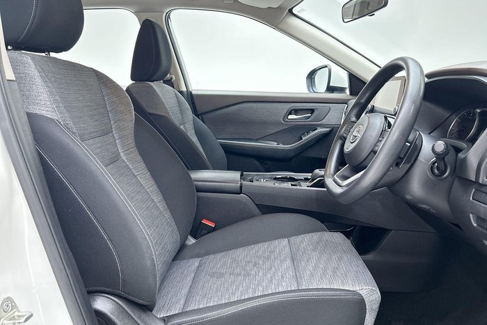 2024 Nissan X-TRAIL ST