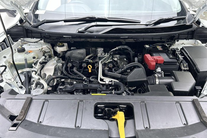 2024 Nissan X-TRAIL ST