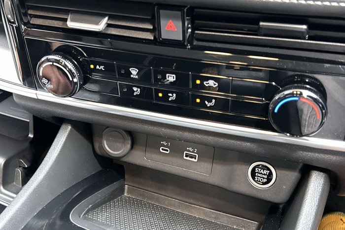 2024 Nissan X-TRAIL ST