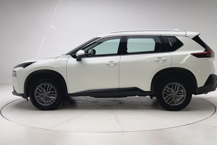 2024 Nissan X-TRAIL ST