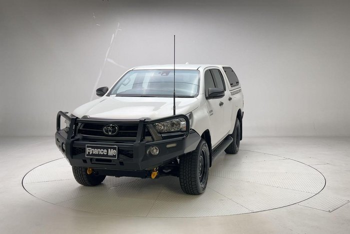 2022 Toyota Hilux SR