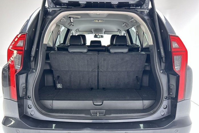 2022 Mitsubishi Pajero Sport GLS