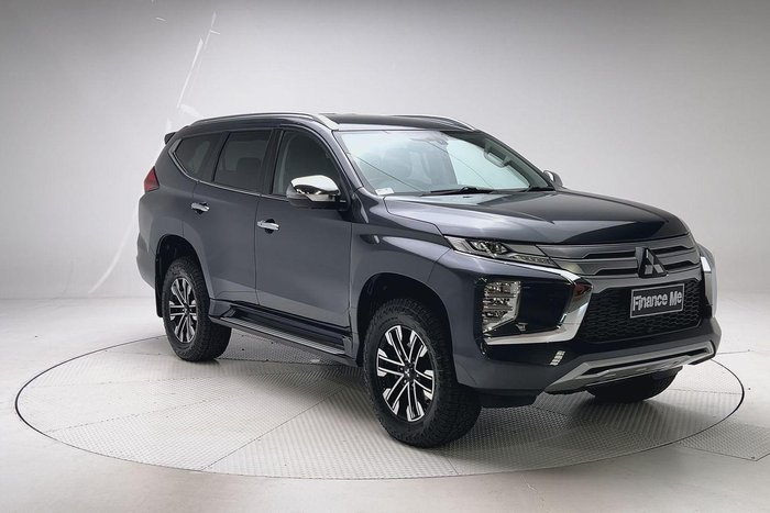 2022 Mitsubishi Pajero Sport GLS