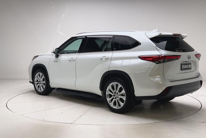 2022 Toyota Kluger Grande