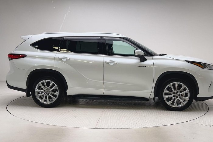 2022 Toyota Kluger Grande