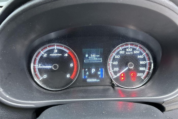 2023 Mitsubishi Triton GLX