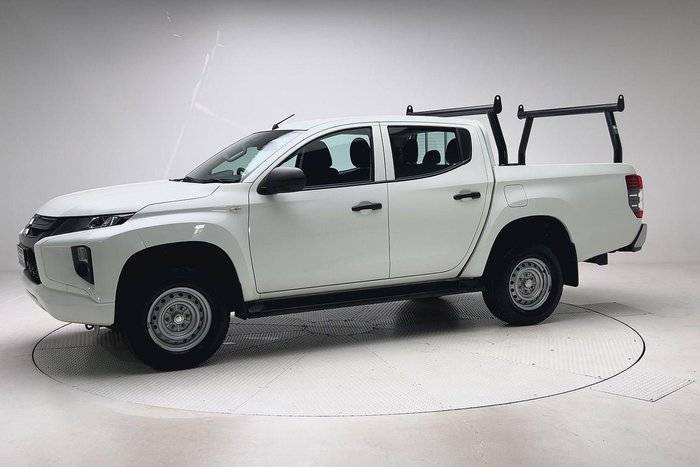 2023 Mitsubishi Triton GLX