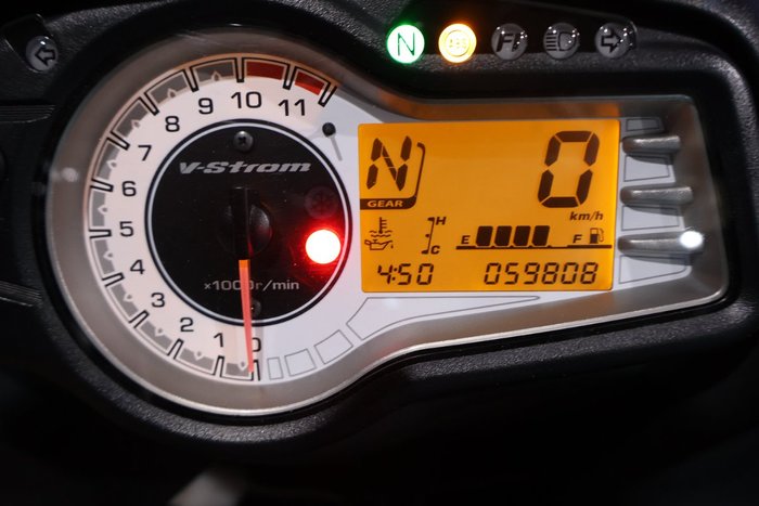 2016 Suzuki V-STROM 650 XT SILVER