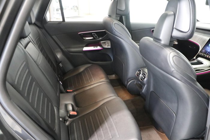 2025 Mercedes-Benz GLC-Class GLC300