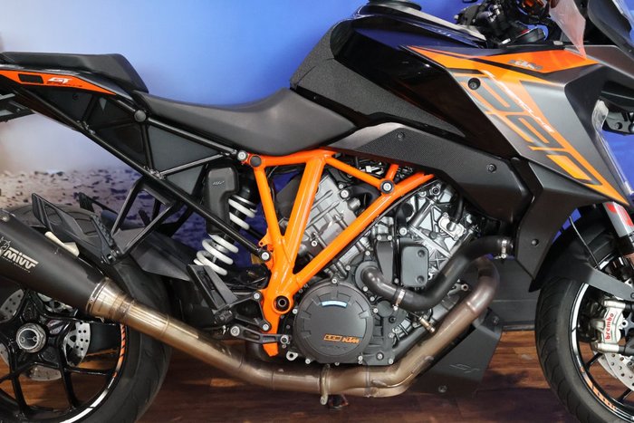2020 Ktm 1290 SUPER DUKE GT Black