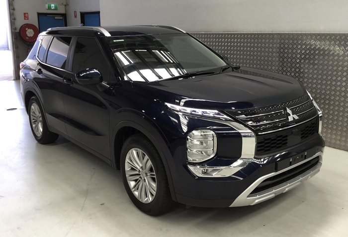 2022 Mitsubishi Outlander LS