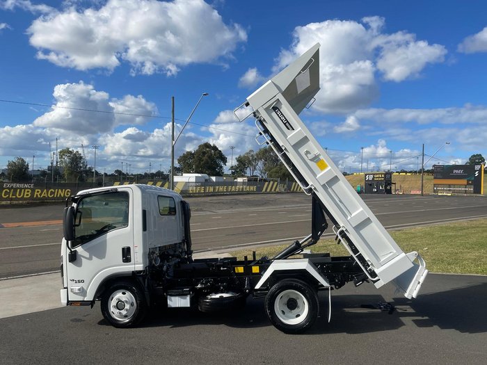 2026 Isuzu N Series NLR 45-150 DT D25 Tipper