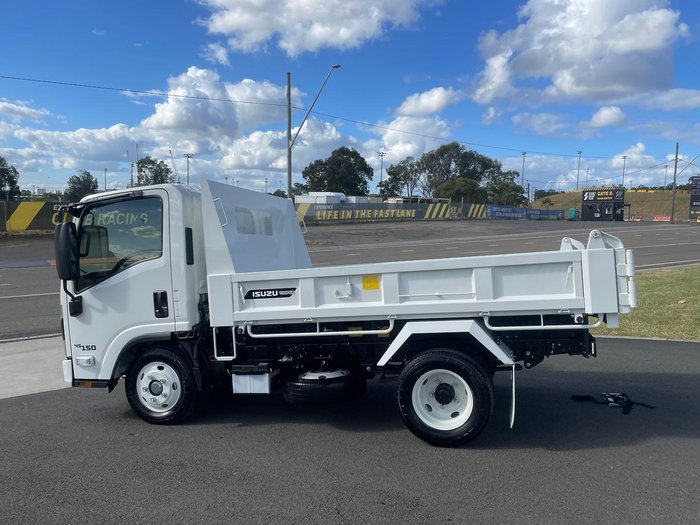 2026 Isuzu N Series NLR 45-150 DT D25 Tipper