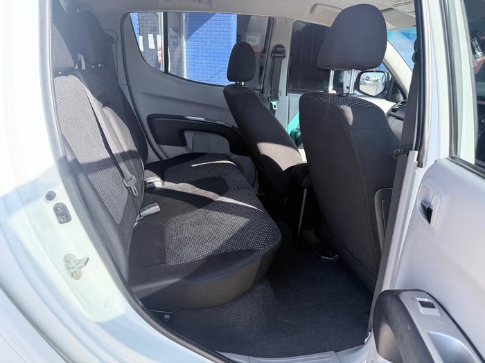2013 Mitsubishi Triton GLX-R MN MY14 4X4 Dual Range White