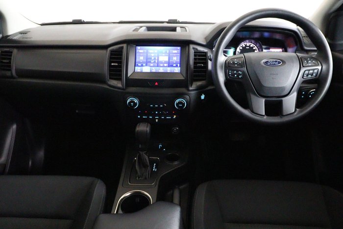 2022 Ford Everest Ambiente