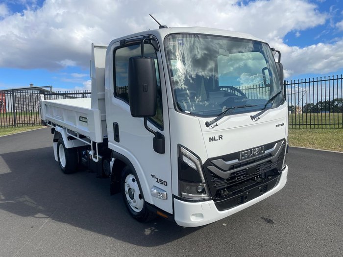 2026 Isuzu N Series NLR 45-150 MT D25 Tipper