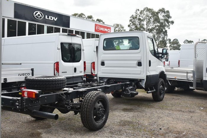 2023 Iveco Daily 70S18 White