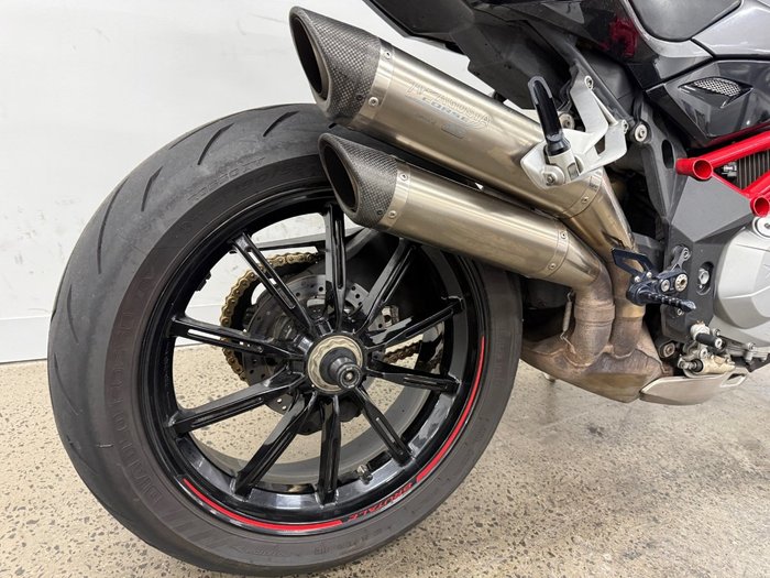 2017 M.V. AGUSTA BRUTALE 1090 RR Black