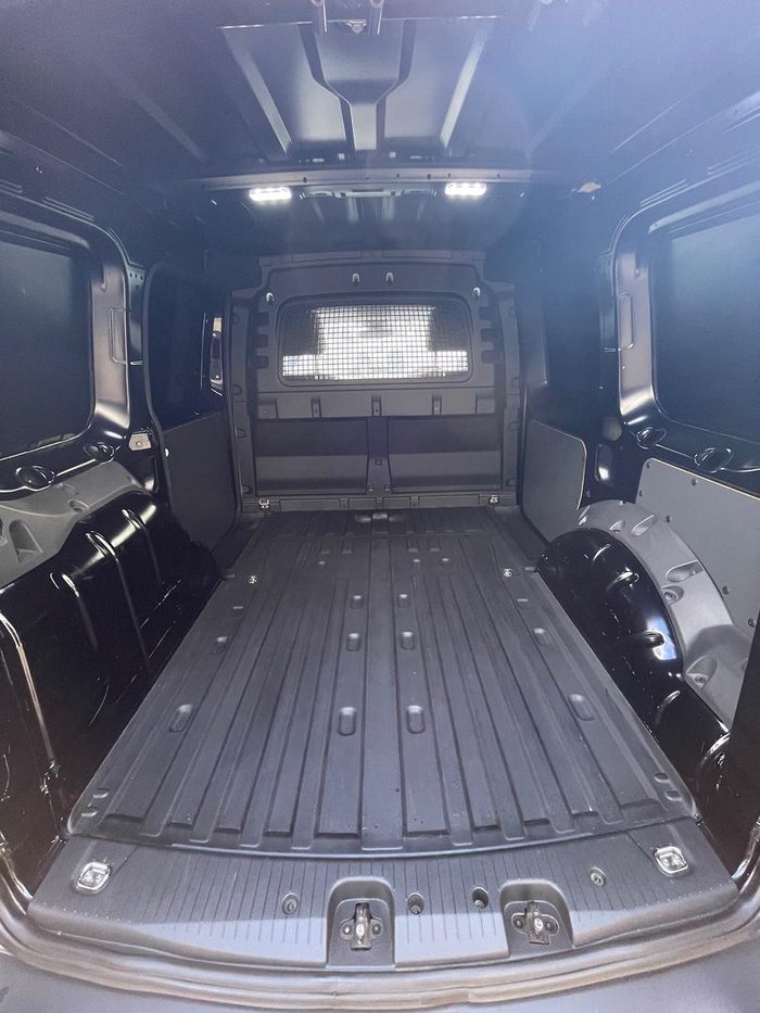 2022 Volkswagen Caddy TDI320 5 MY23 Deep Black