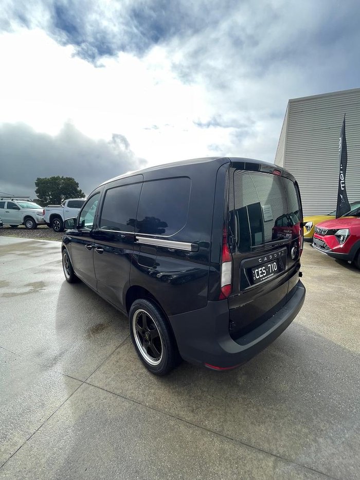2022 Volkswagen Caddy TDI320 5 MY23 Deep Black