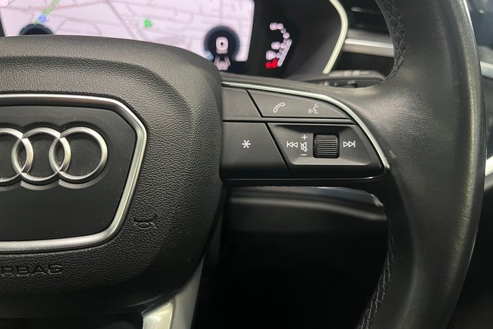 2023 Audi Q3 35 TFSI S line