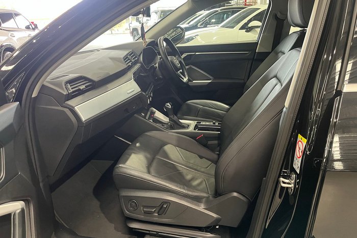 2023 Audi Q3 35 TFSI S line