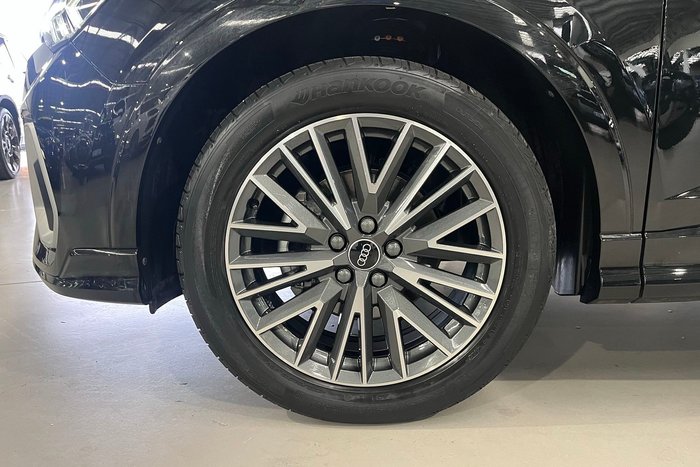 2023 Audi Q3 35 TFSI S line