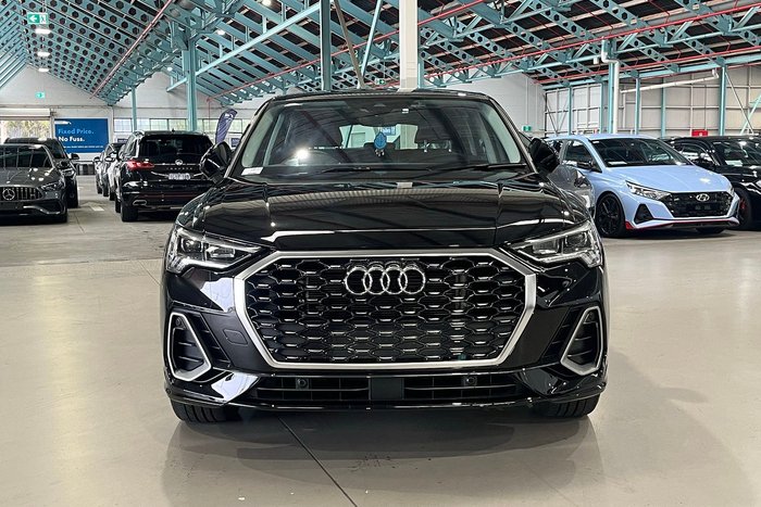 2023 Audi Q3 35 TFSI S line