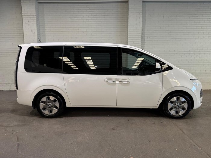 2022 Hyundai STARIA US4.V1 MY22 AWD Creamy White