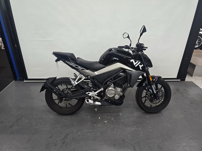 2020 CFMOTO 300 NK ABS GEM BLACK