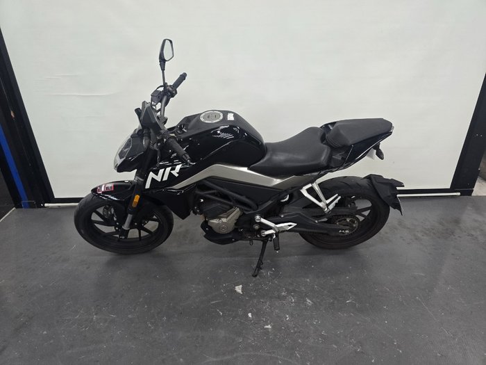 2020 CFMOTO 300 NK ABS GEM BLACK