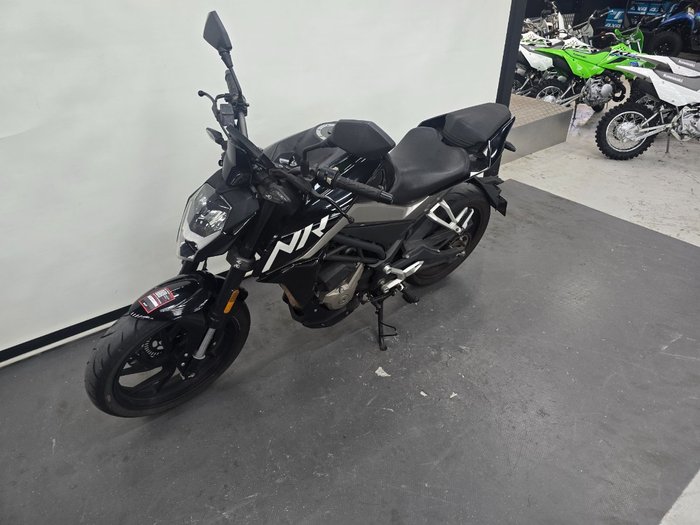 2020 CFMOTO 300 NK ABS GEM BLACK