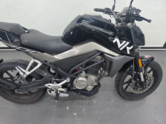 2020 CFMOTO 300 NK ABS GEM BLACK