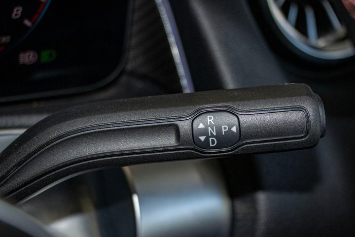 2021 Mercedes-Benz GLB-Class GLB250