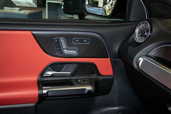 2021 Mercedes-Benz GLB-Class GLB250