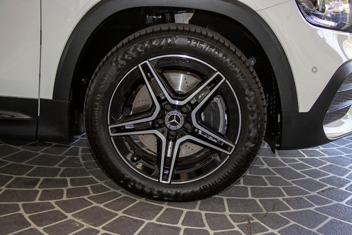 2021 Mercedes-Benz GLB-Class GLB250