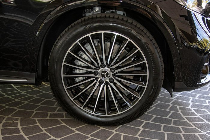 2025 Mercedes-Benz GLC-Class GLC200