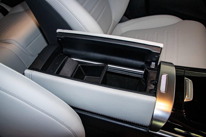 2025 Mercedes-Benz GLC-Class GLC200