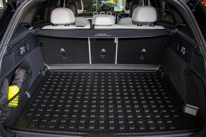 2025 Mercedes-Benz GLC-Class GLC200