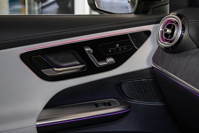 2025 Mercedes-Benz GLC-Class GLC200