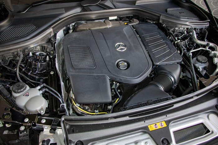 2025 Mercedes-Benz GLC-Class GLC200