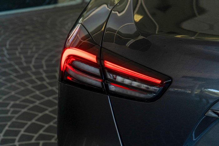 2022 Maserati Ghibli Modena