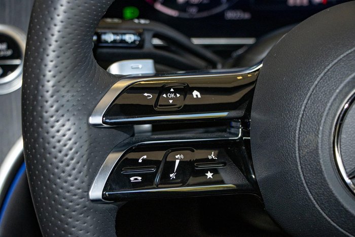 2023 Mercedes-Benz GLC-Class GLC300