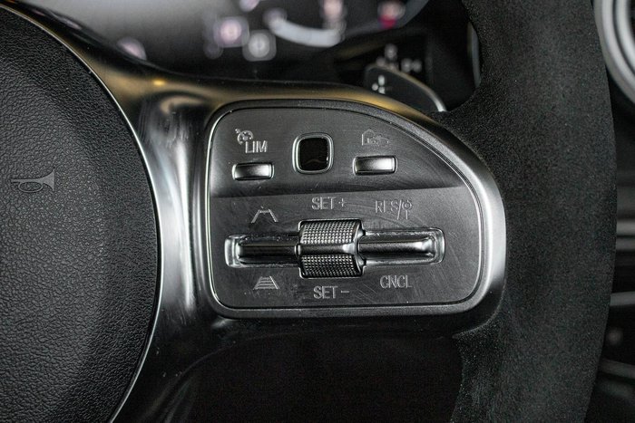 2022 Mercedes-Benz GLC-Class GLC300